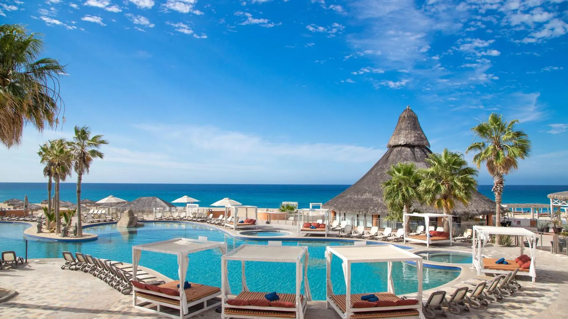 6 Hoteles Familiares en el Centro de Cabo San Lucas para Decidir Bien