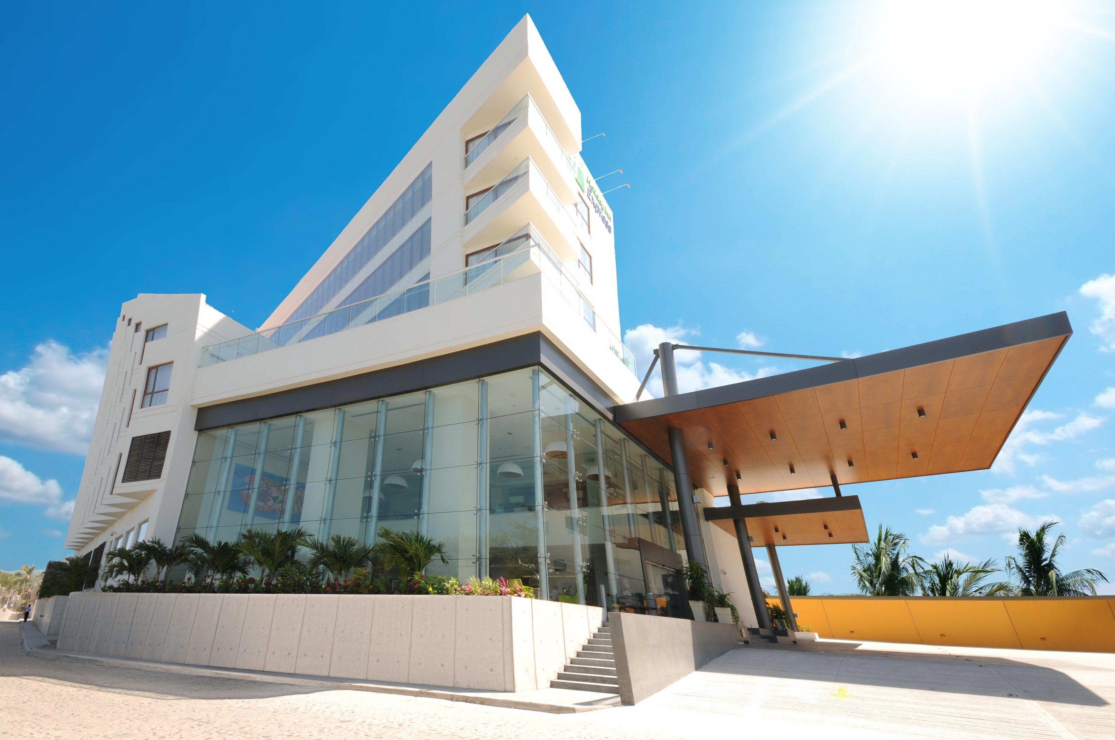 15 Hoteles cerca de Marina Vallarta y el Aeropuerto de Puerto Vallarta
